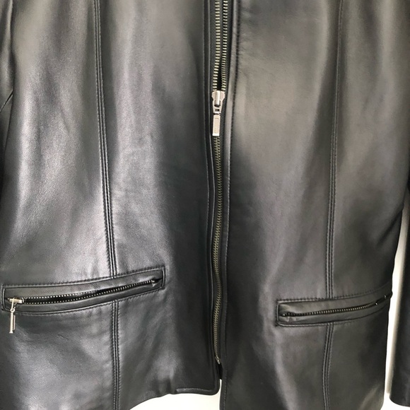 Identify leather collared jacket - Picture 7 of 9